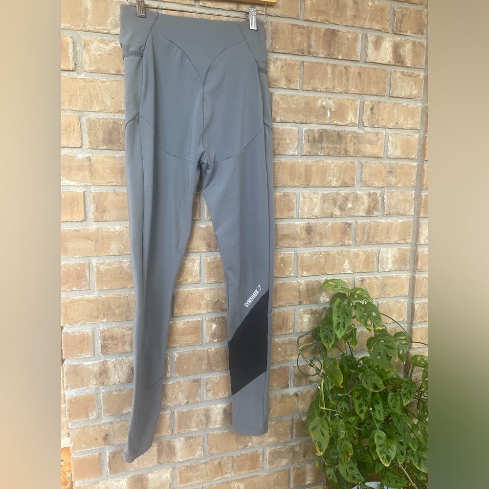 Gymshark Asymmetrical Gray Black Leggings Medium Booty Contour Colorblock Pants